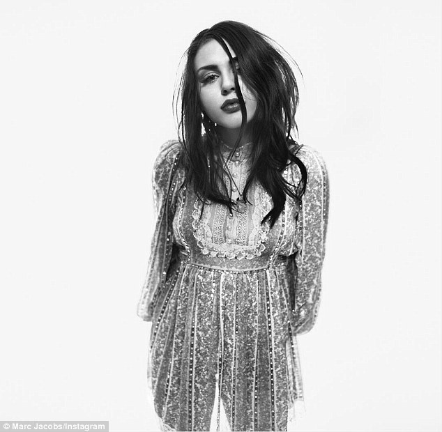 Frances bean cobain pyjama