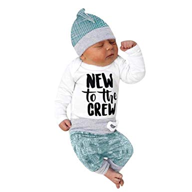 Pyjama et bonnet naissance
