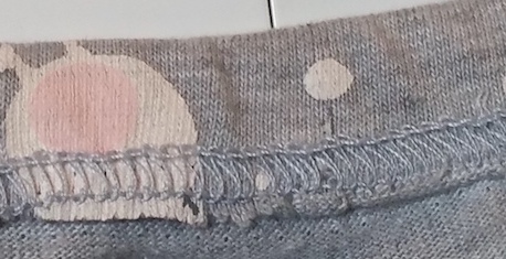 Changer l'elastique d'un pyjama