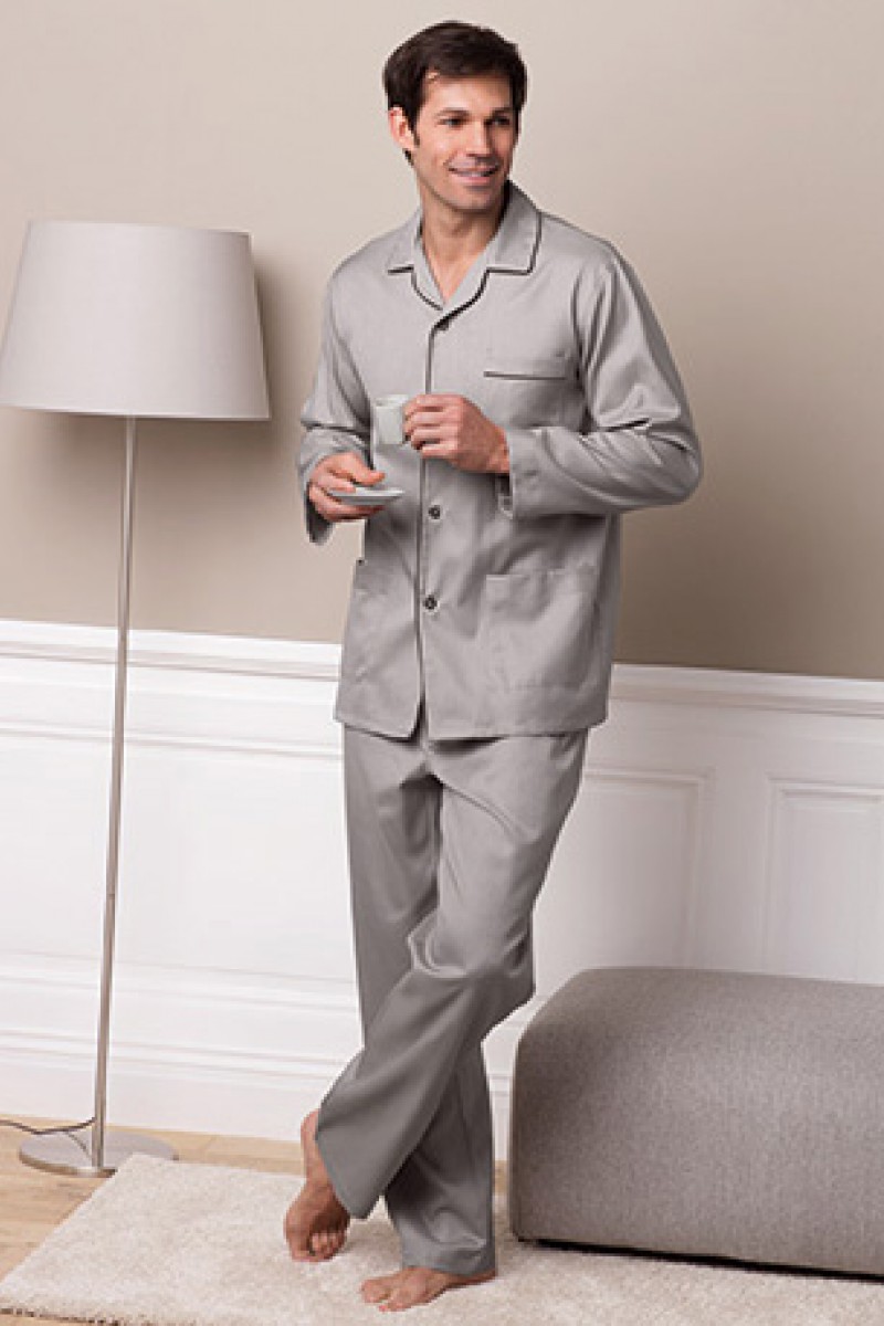 Pyjama boutonné devant homme