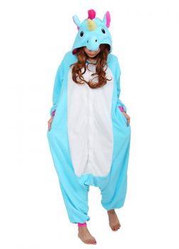 Pyjama licorne avec des ailes