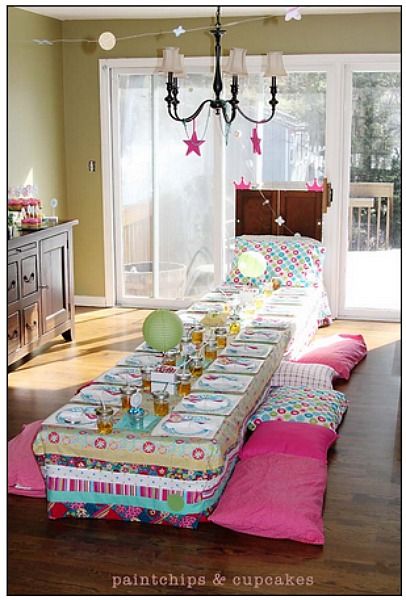 Pyjama party decor