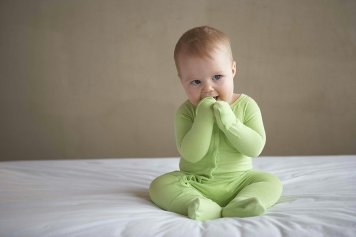 Pyjama bebe vert