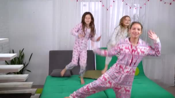 Vidéos de pyjama