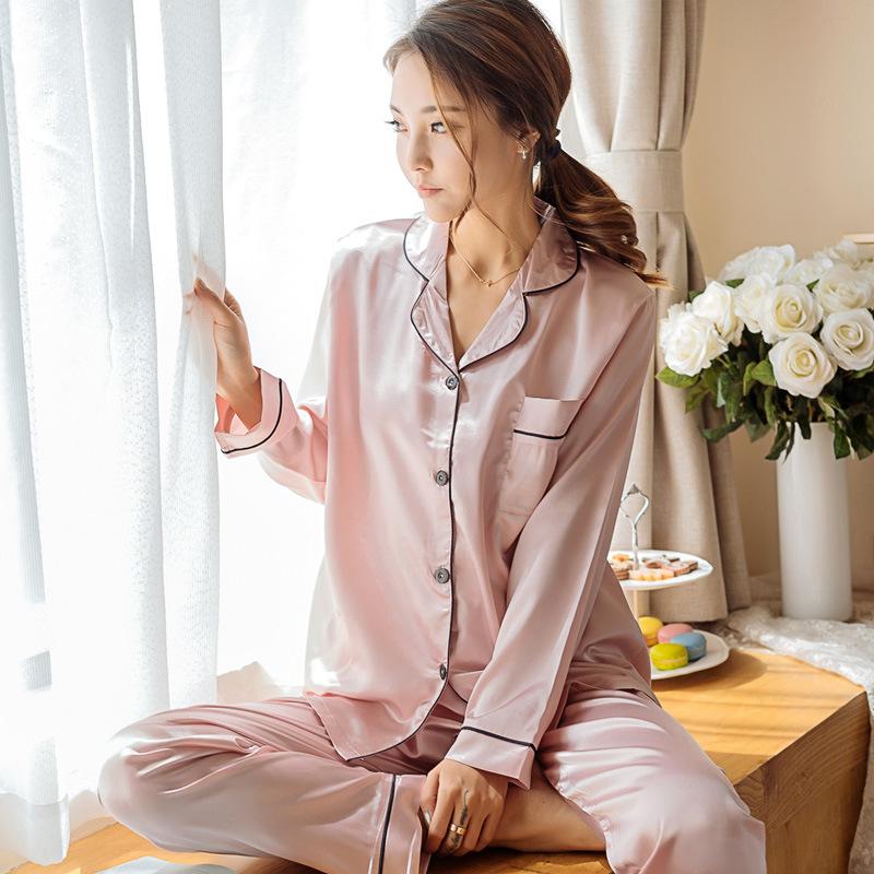 Pyjama femme en satin