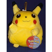 Peluche pikachu range pyjama