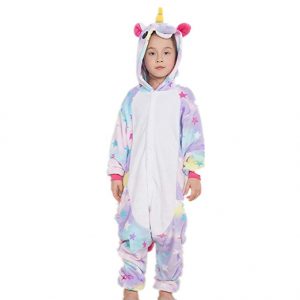 Dessin fille en pyjama licorne